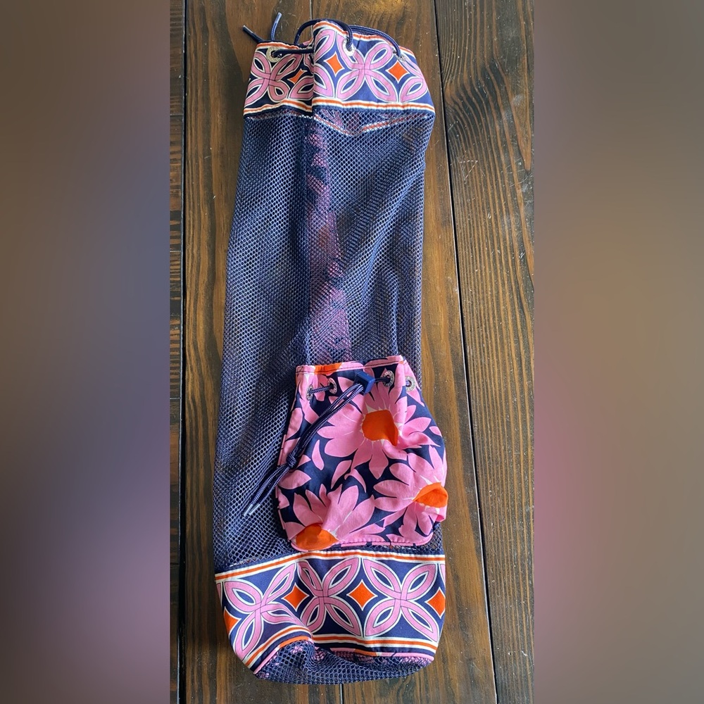 Vera Bradley Shoulder Strap Beach Bag Blue Pink Florals 26x9